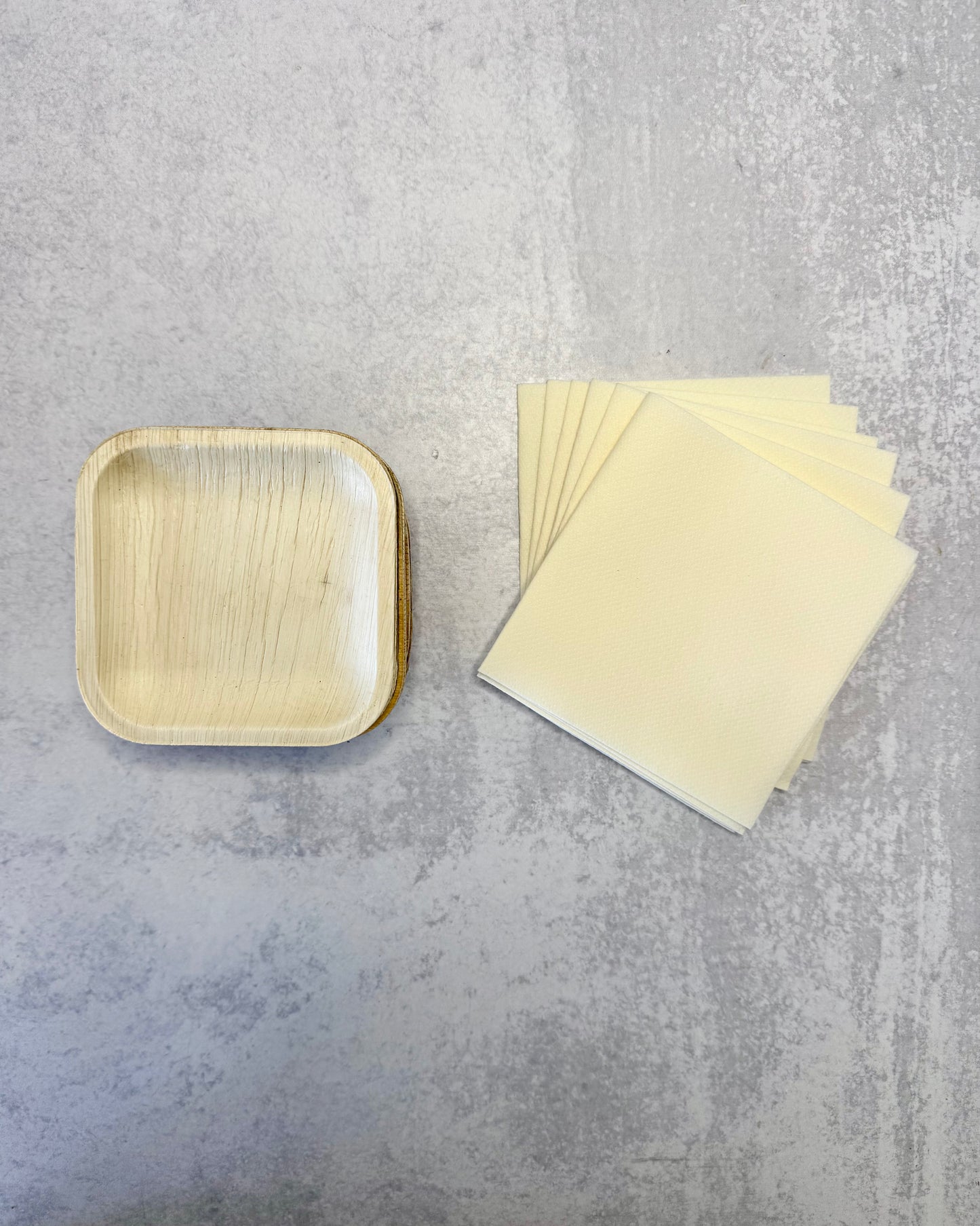 Add-On: Plates & Napkins